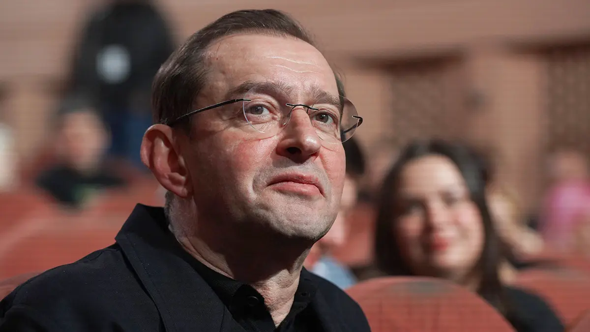 «Другие герои»: Хабенский встал на защиту скандального «Гамлета» с Борисовым